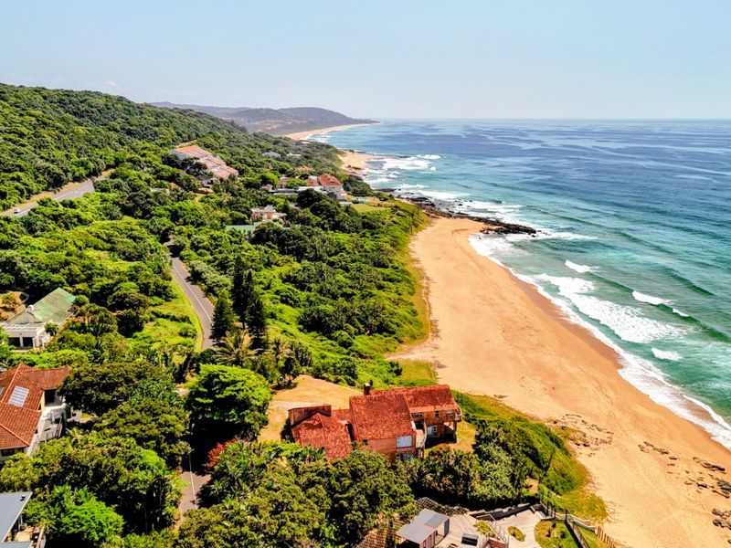 Prime Coastal Land  with two existing homes– North Beach Road, Westbrook 5200m2 | Approved for 7 Sectional Title Units | Panoramic Sea Views - Exclusive Mandate - Photo 3