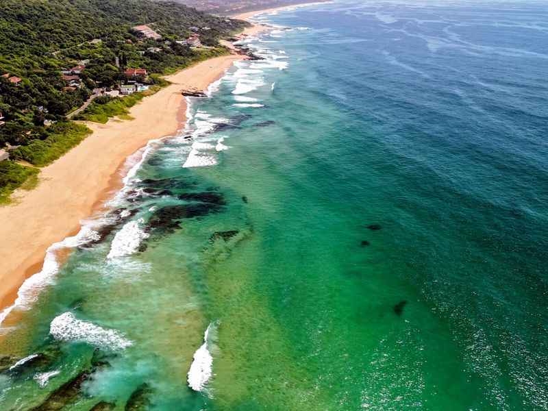 Prime Coastal Land  with two existing homes– North Beach Road, Westbrook 5200m2 | Approved for 7 Sectional Title Units | Panoramic Sea Views - Exclusive Mandate - Photo 2