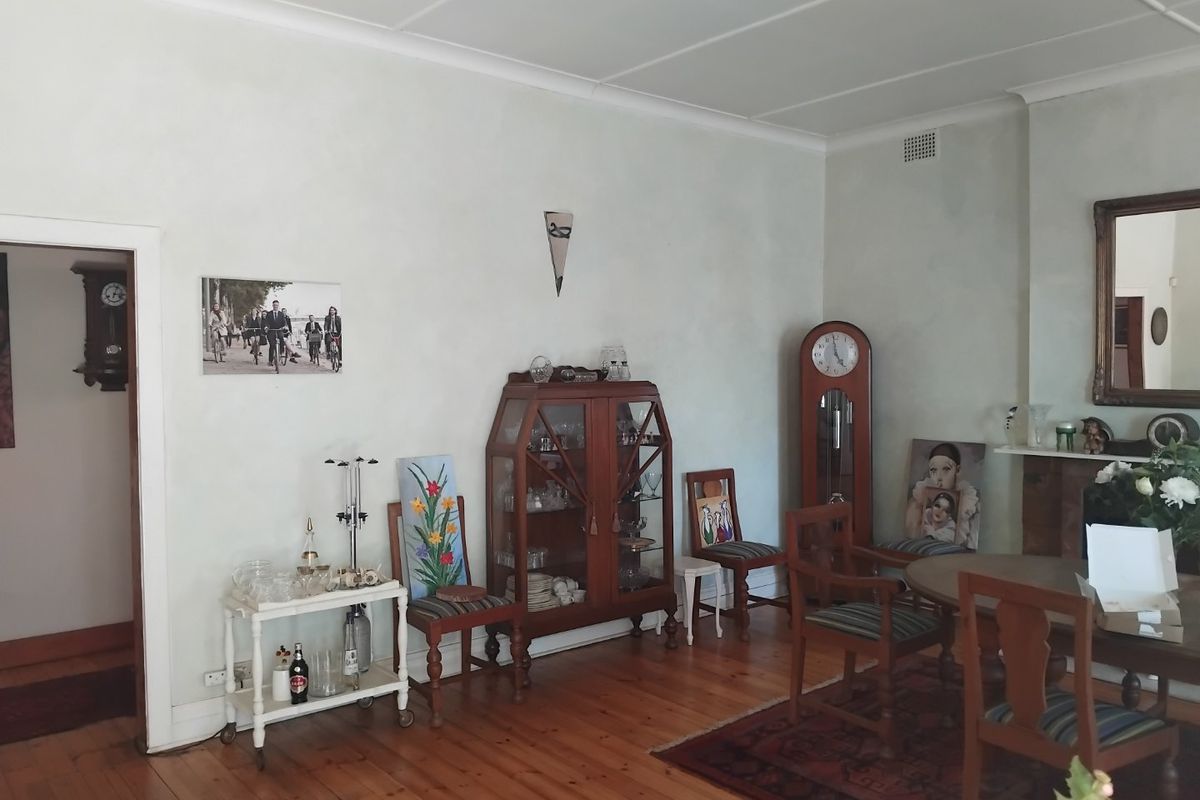 Spacious 3-Bedroom Family Home for Sale - Photo 5