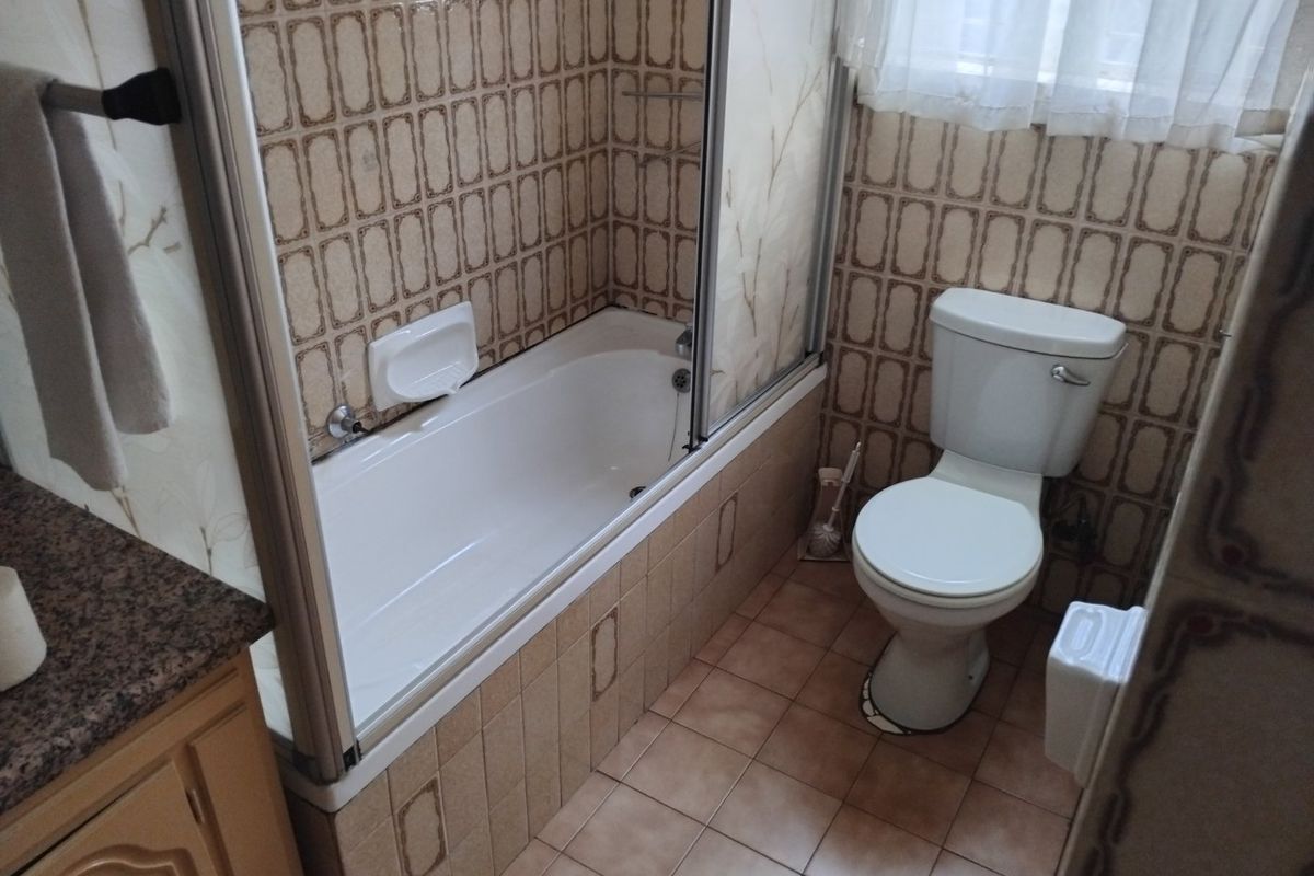 Thriving Guest House in Prime Troyeville, Johannesburg - Photo 5