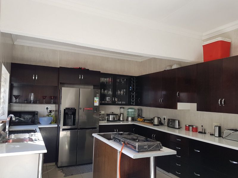 Just move in - Photo 2