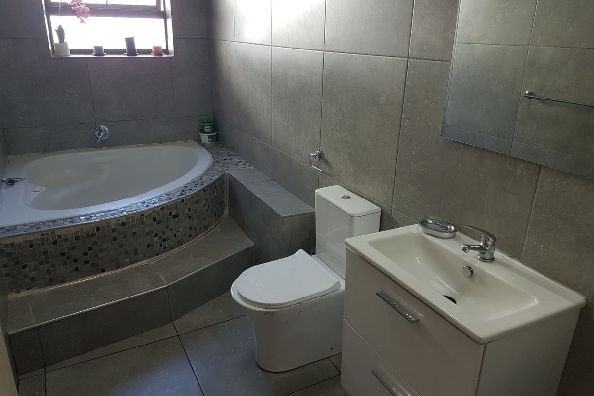 Just move in - Photo 4