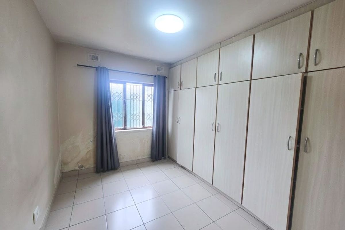 Convenient Ground-Floor Living in the Heart of Tongaat - Photo 5