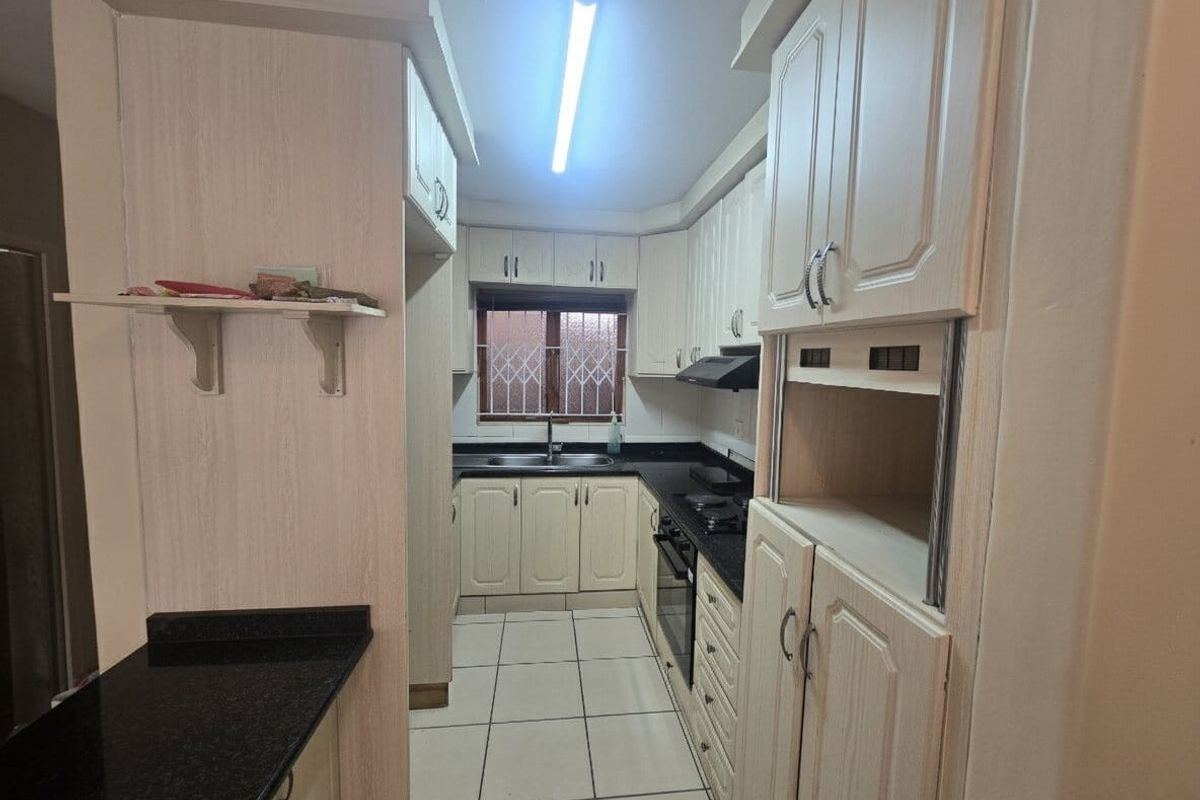 Convenient Ground-Floor Living in the Heart of Tongaat - Photo 4