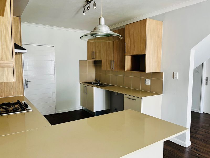 3-Bedroom Duplex Townhouse For Sale in Bryanston - Photo 8