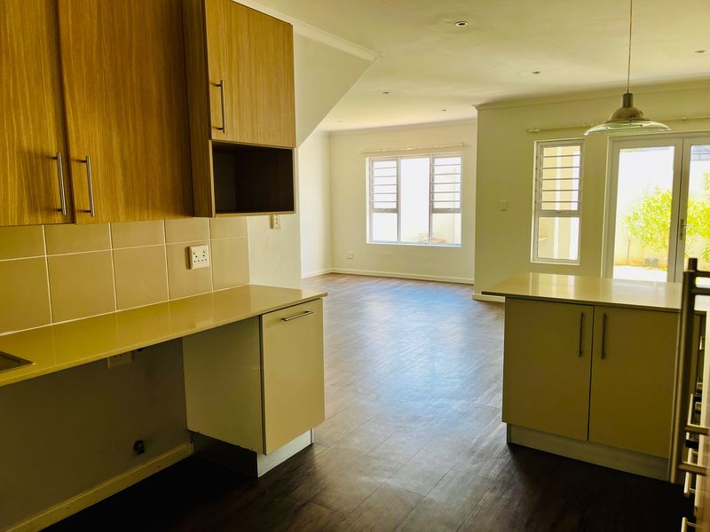 3-Bedroom Duplex Townhouse For Sale in Bryanston - Photo 6