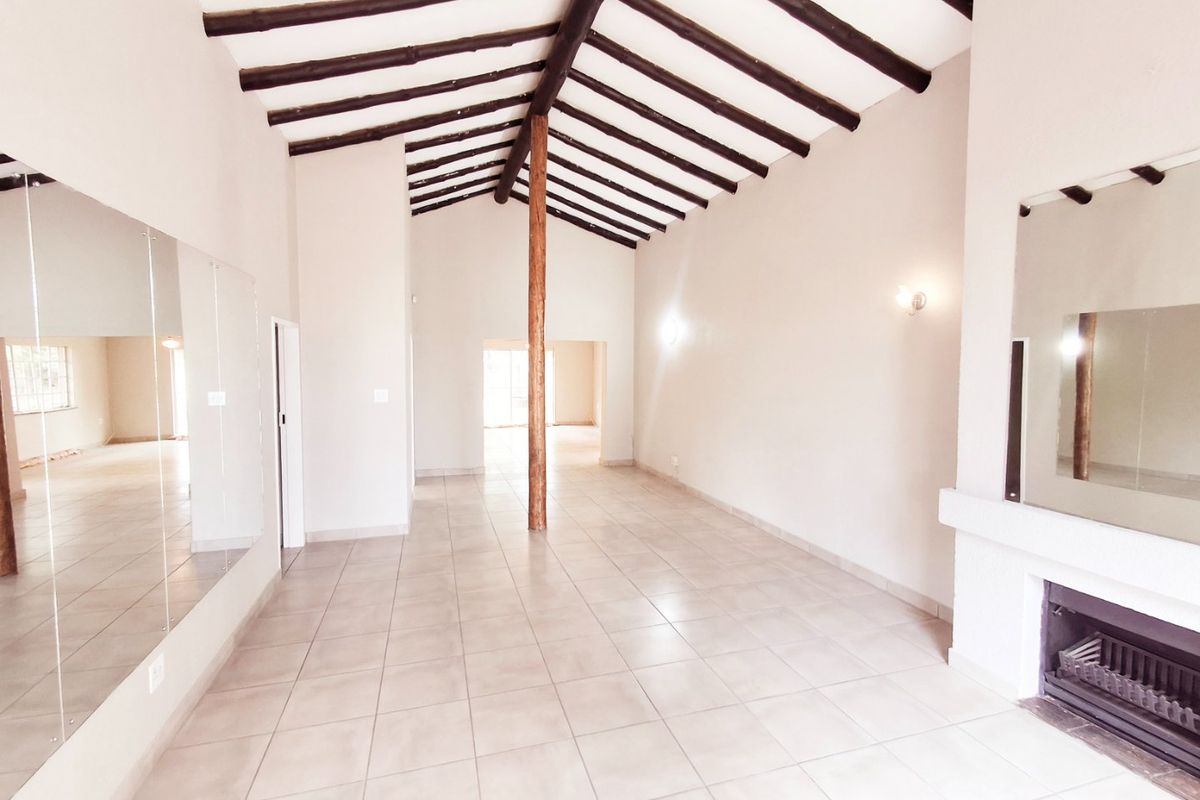 Newly revamped 3-bedroom home in the heart of old Vaalpark. - Photo 3