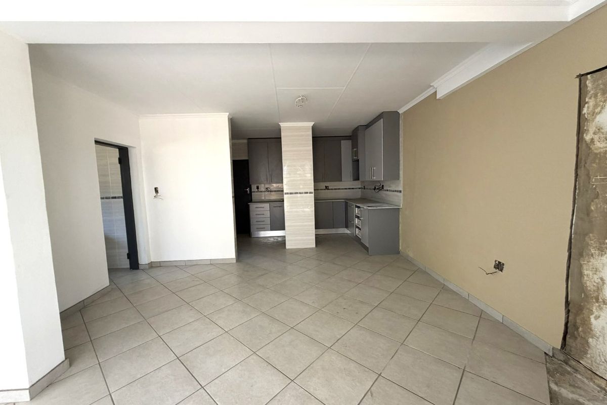 Project Property – Ground Floor, Garages & Servant’s Quarters Already Built! - Photo 2