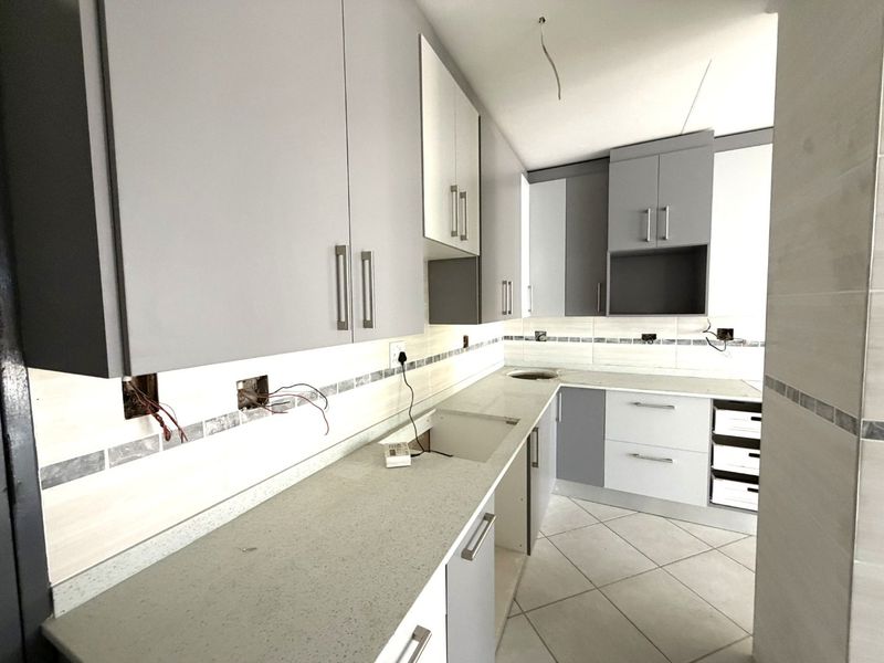 Project Property – Ground Floor, Garages & Servant’s Quarters Already Built! - Photo 8