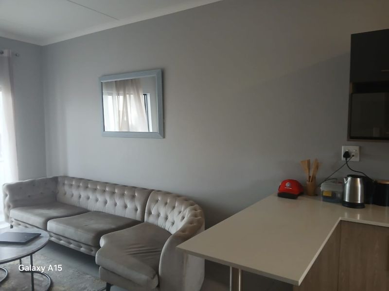 2 Bedroom Apartment for Sale in Carlswald - Photo 4