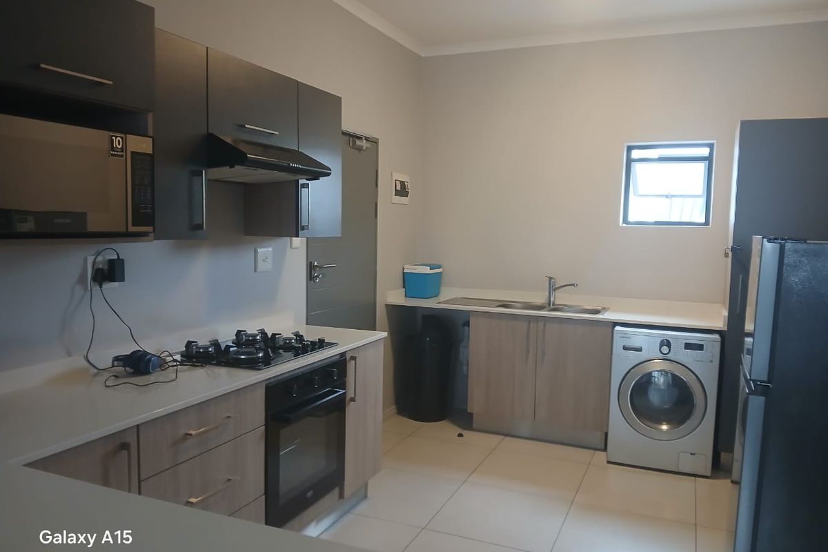 2 Bedroom Apartment for Sale in Carlswald - Photo 3