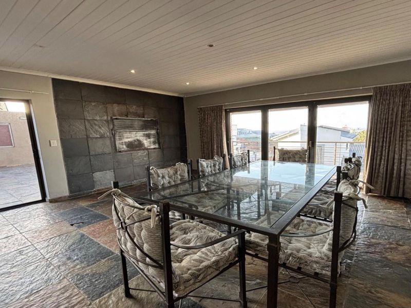 Great position clean and neat - Photo 4