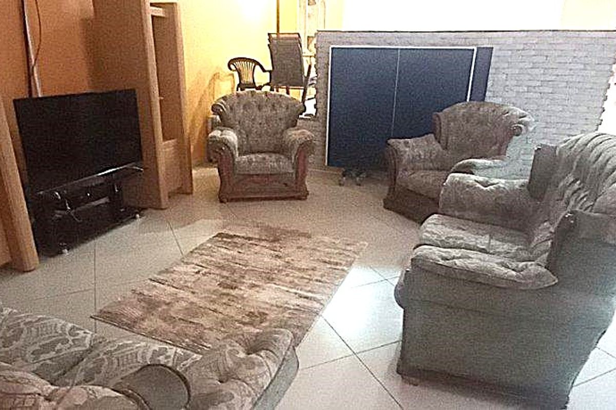 3-bedroom home in Lenasia Ext.10  Welcome to Your Dream Home! The Ultimate Lenasia Experience Awaits!  - Photo 5