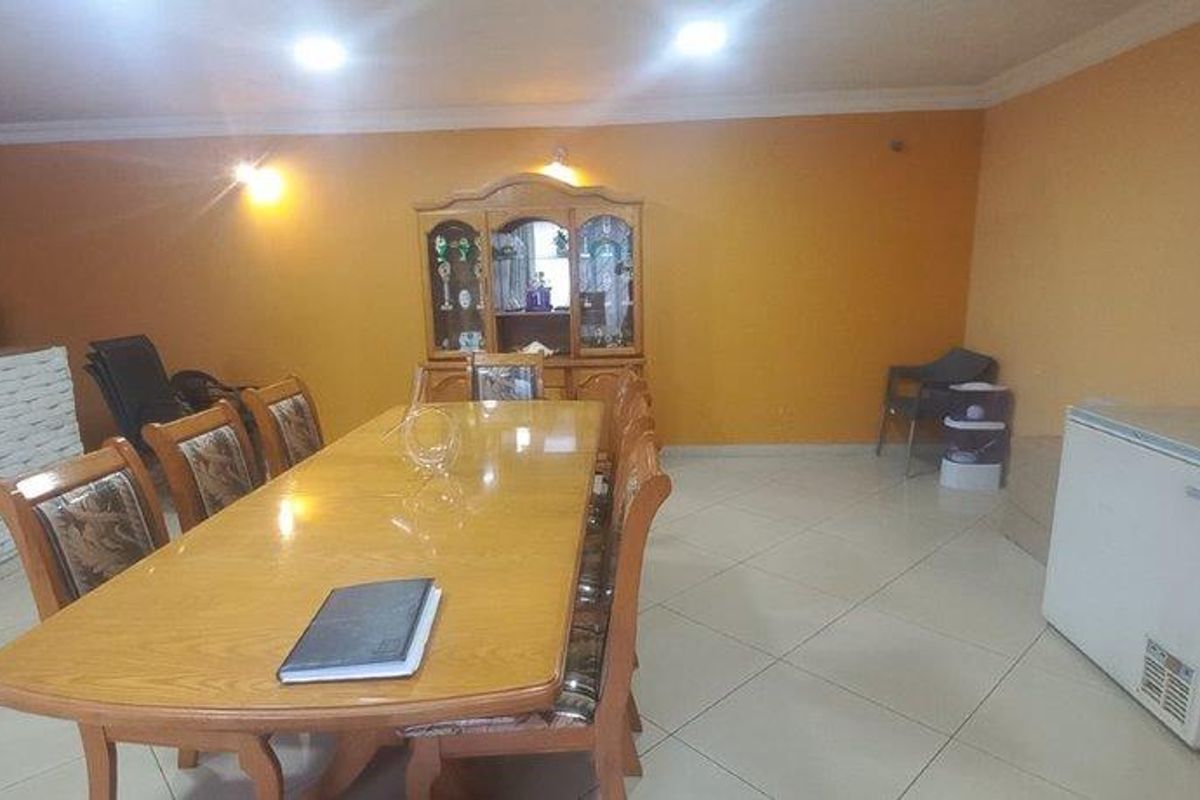 3-bedroom home in Lenasia Ext.10  Welcome to Your Dream Home! The Ultimate Lenasia Experience Awaits!  - Photo 3