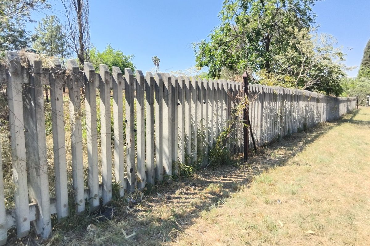 THREE OFFICES, 40 SQUARE METERS GENERAL BUSINESS PROPERTY FOR RENTAL - Photo 3