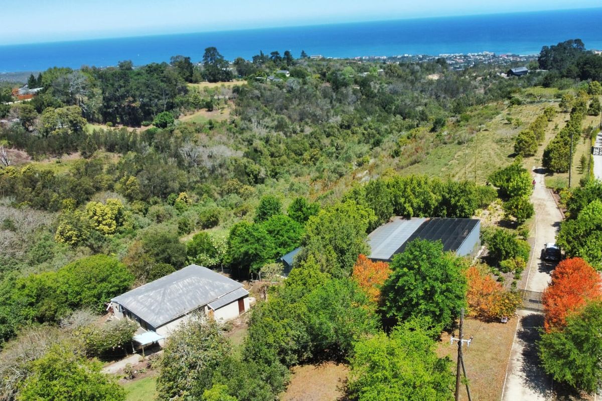 Create Your Countryside Dream in Hoekwil - Photo 3