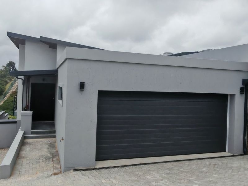 Spacious, comfortable family duets, combined with luxury living. - Photo 3