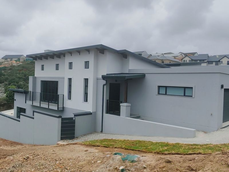 Spacious, comfortable family duets, combined with luxury living. - Photo 2