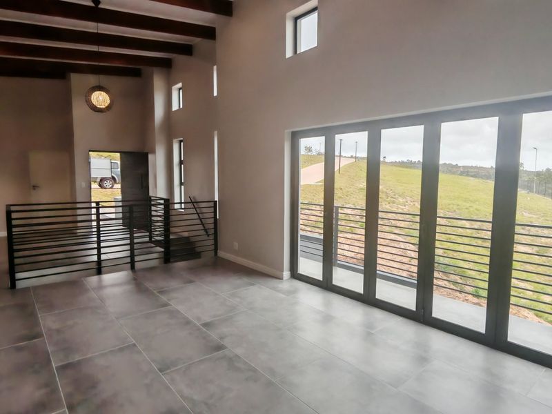 Spacious, comfortable family duets, combined with luxury living. - Photo 7