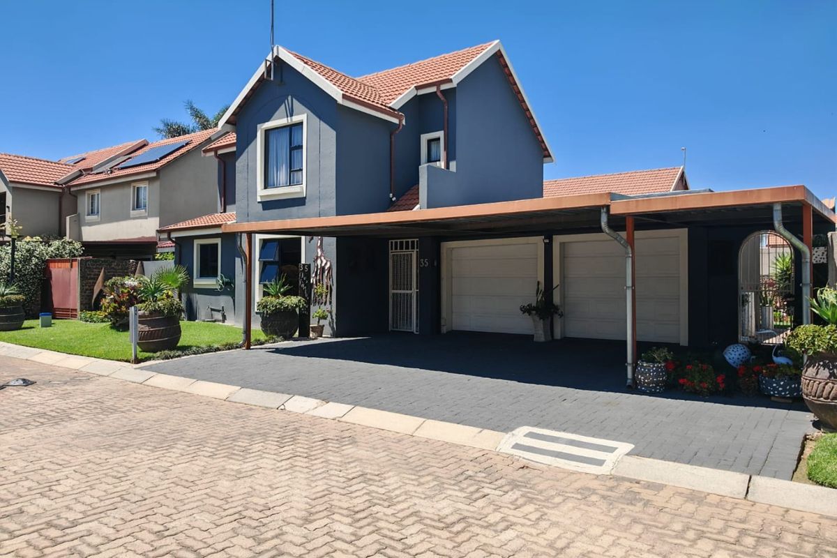 For Sale in Eveleigh – Spacious Family Home in Secure Estate - Photo 4