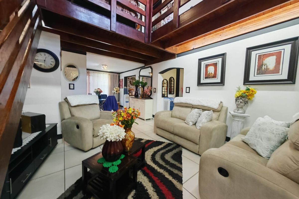 For Sale in Eveleigh – Spacious Family Home in Secure Estate - Photo 5