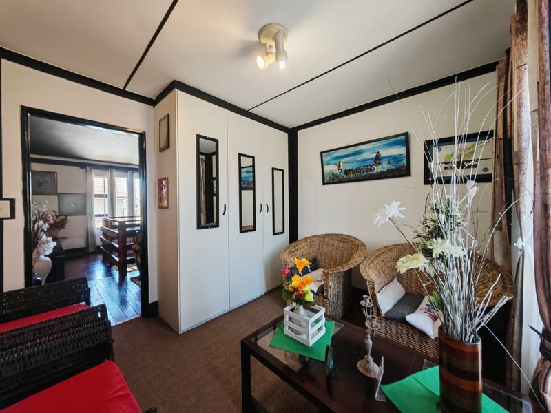 For Sale in Eveleigh – Spacious Family Home in Secure Estate - Photo 8