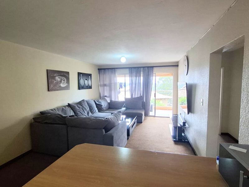 2 Bedroom, 1 Bathroom Ground Floor Apartment for Sale – Eagles Nest, Primrose Hill - Photo 8