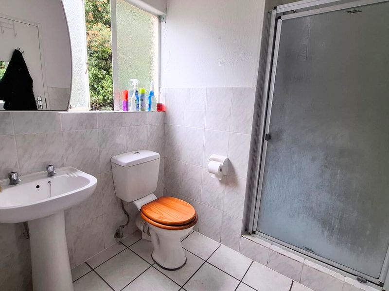 2 Bedroom, 1 Bathroom Ground Floor Apartment for Sale – Eagles Nest, Primrose Hill - Photo 7