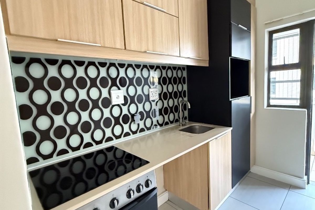 1 bedroom apartment in Rivonia. - Photo 2