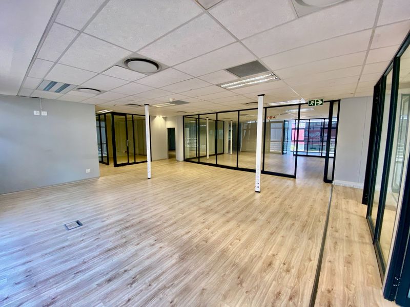 Prime Office Space To Let In Menlyn - Photo 10