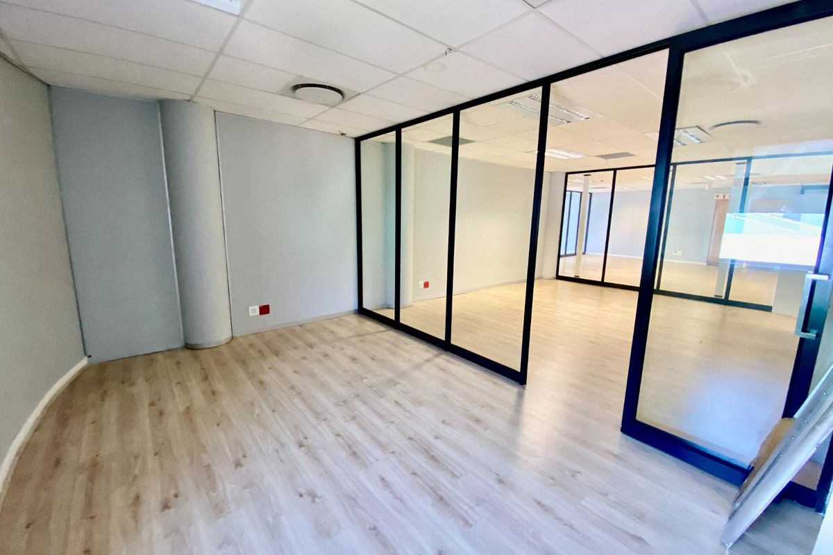 Prime Office Space To Let In Menlyn - Photo 5