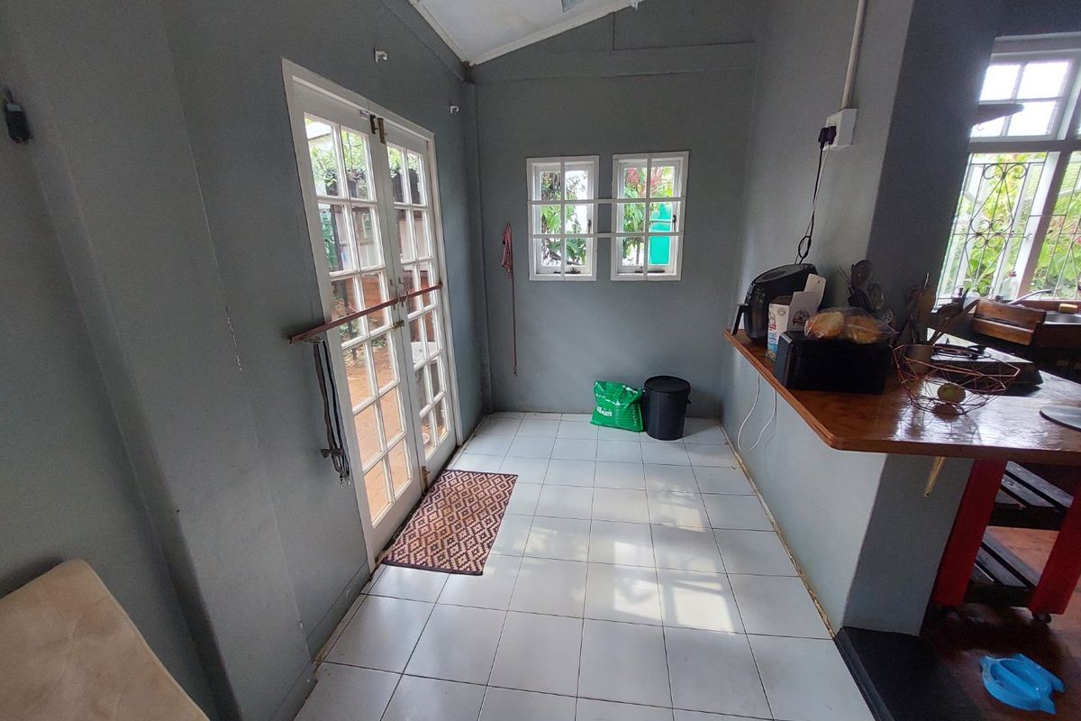 spacious home for sale in Umbilo - Photo 3