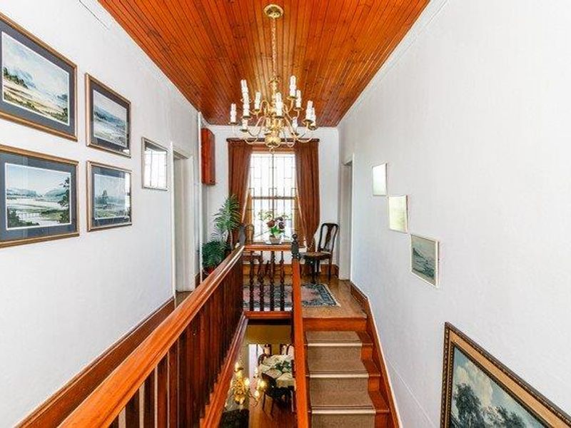 A Timeless Victorian Manor Overlooking the Lagoon  - Photo 10