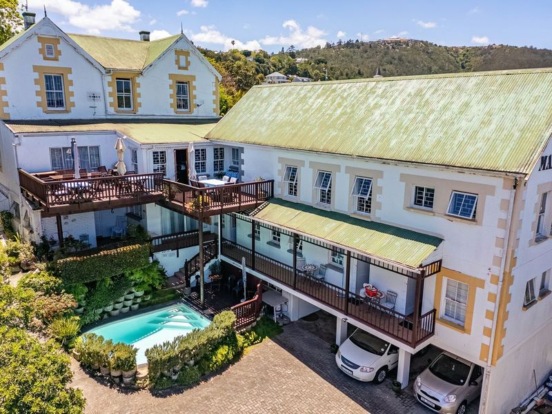 A Timeless Victorian Manor Overlooking the Lagoon  - Photo 5