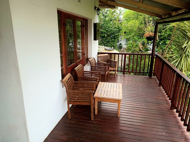 Versatile Knysna Central Investment Opportunity with Lagoon Views and Income Generating Flatlet - Photo 3