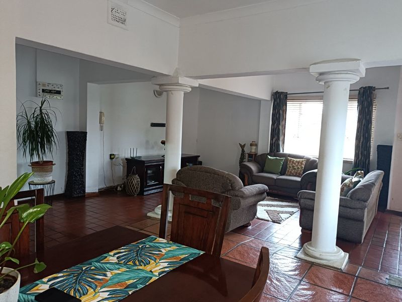 Neat and spacious family home for sale in Pelham !  - Photo 4