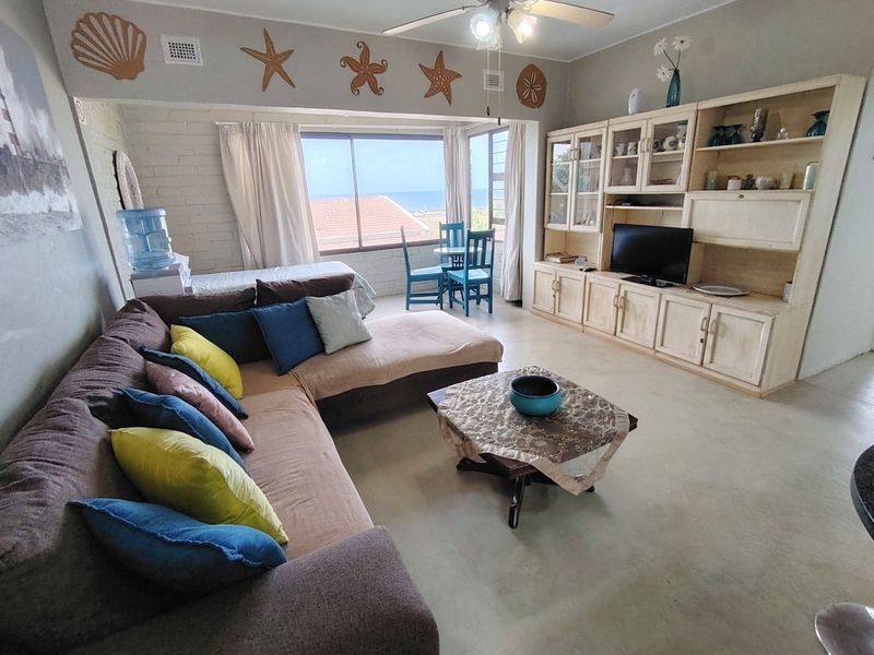 Lock-up-and-go or permanent living at it's best.  - Photo 7