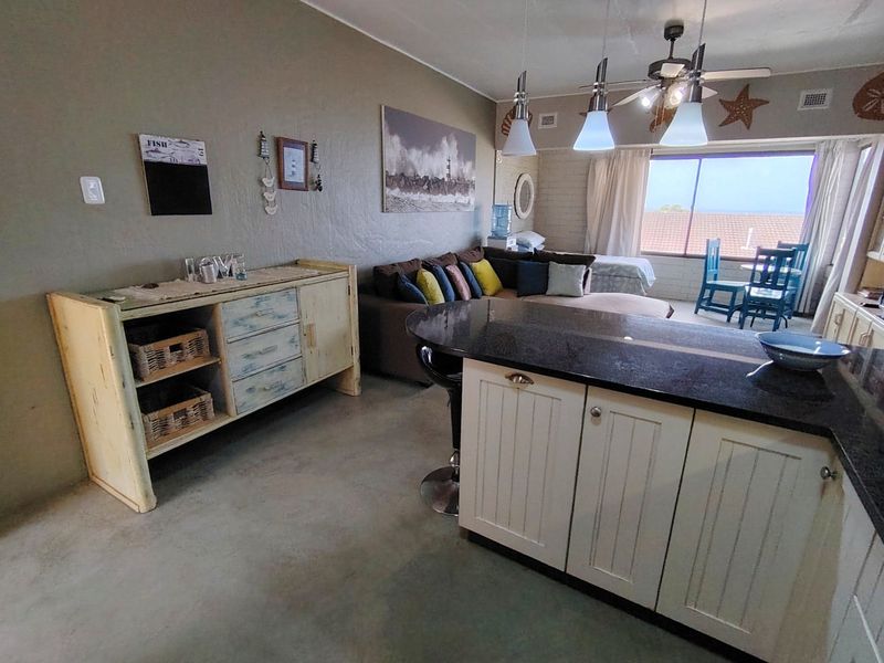 Lock-up-and-go or permanent living at it's best.  - Photo 6