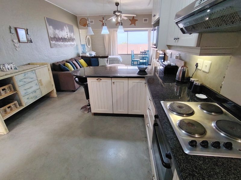 Lock-up-and-go or permanent living at it's best.  - Photo 3