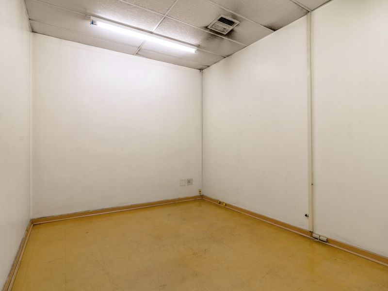 Low-Maintenance Investment Property with Central Cooling & Generator Backup! - Photo 8
