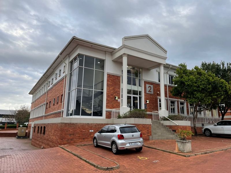 992.13m2 A-Grade Office FOR LEASE in La Lucia - Photo 10