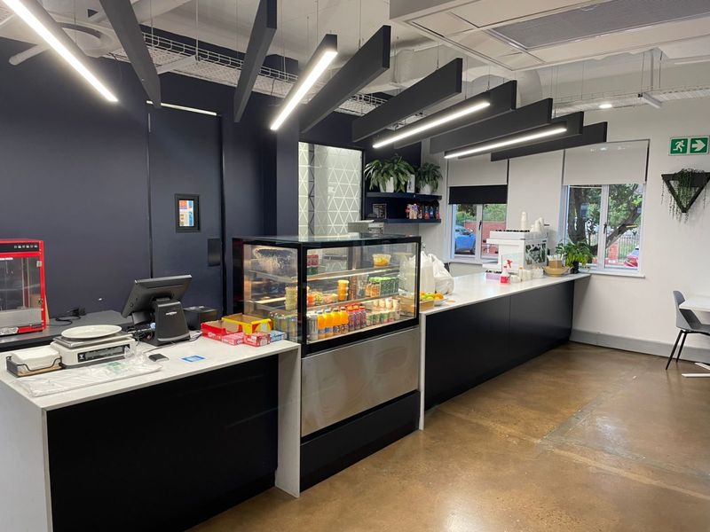 992.13m2 A-Grade Office FOR LEASE in La Lucia - Photo 8