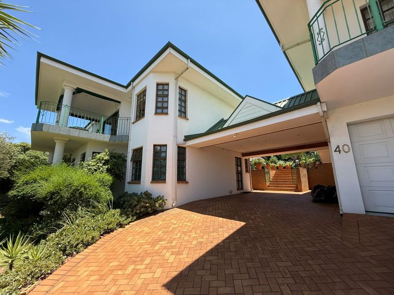 4 Bedroom House for sale in Caribbean beach club - Photo 2