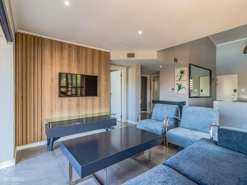 Stylish 3 Bedroom Apartment For Sale in Bedfordview - Photo 9