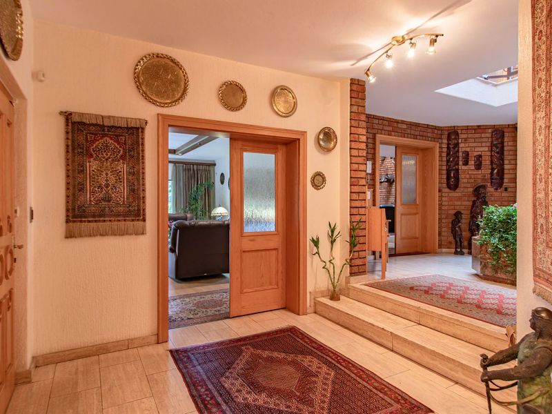 4 Bedroom Family Home in Secure Boomed Area in Bedfordview - Photo 5