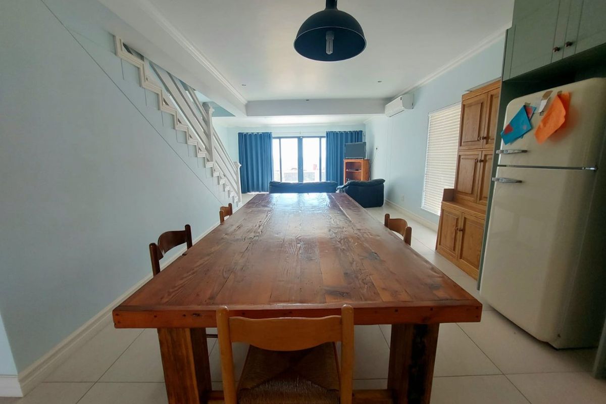 Modern Seaside Home with Panoramic Ocean Views in Sandy Point Estate - Photo 2