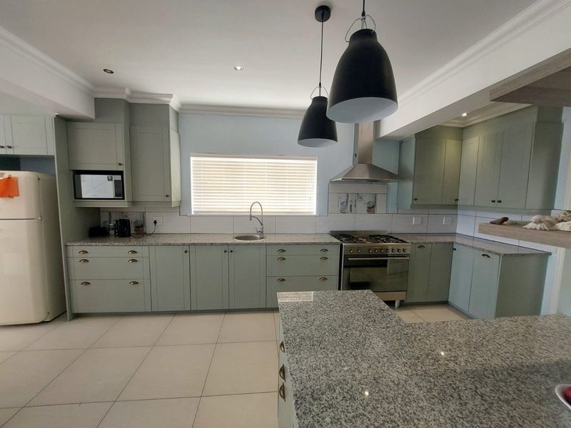 Modern Seaside Home with Panoramic Ocean Views in Sandy Point Estate - Photo 6