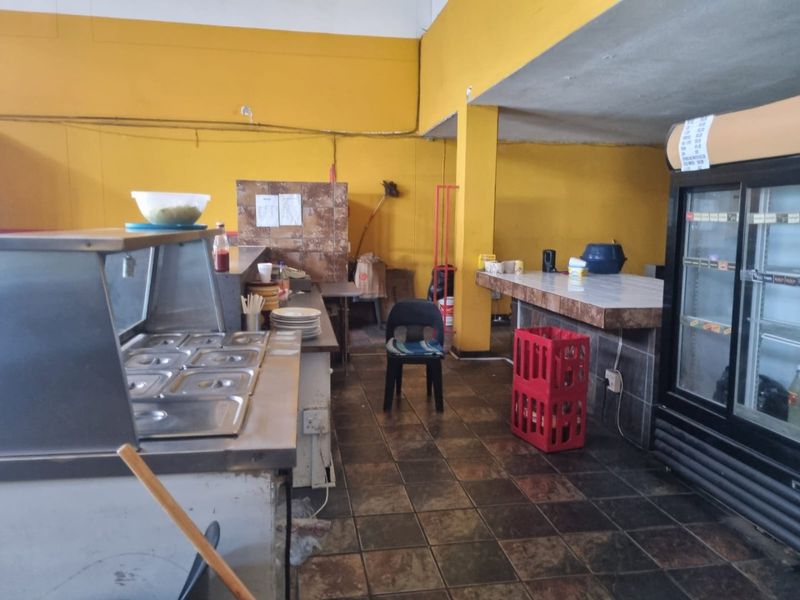 COMMERCIAL PROPERTY FOR SALE - Photo 2