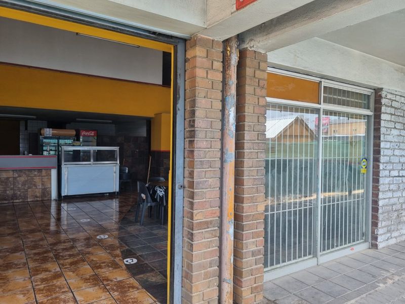 COMMERCIAL PROPERTY FOR SALE - Photo 5