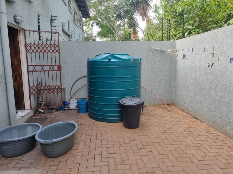 THREE BEDROOM TOWN HOUSE AVAILABLE IMMEDIATLEY 01 JANUARY 2026 - Photo 8